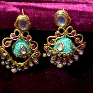 Gorgeous Kundan earrings